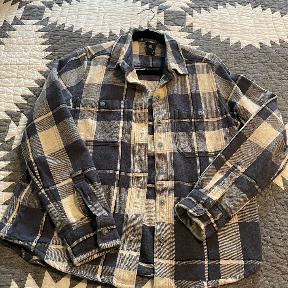 Mountain Hardwear Blue and Cream Plaid Shirt